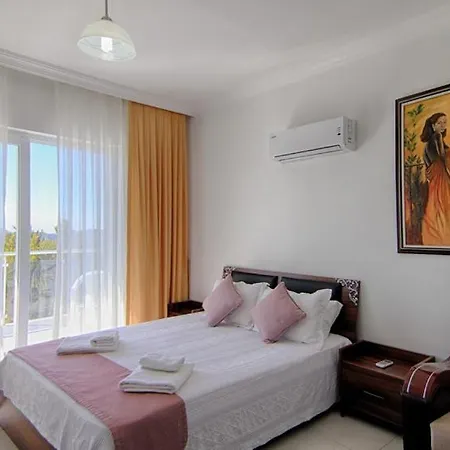 Yildirim 2, Private With 70m2 Pool Willa *